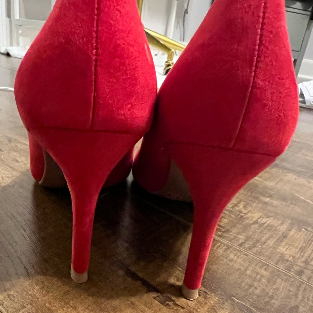 NWOT red suede pointed toe pumps prom - Picture 7 of 7